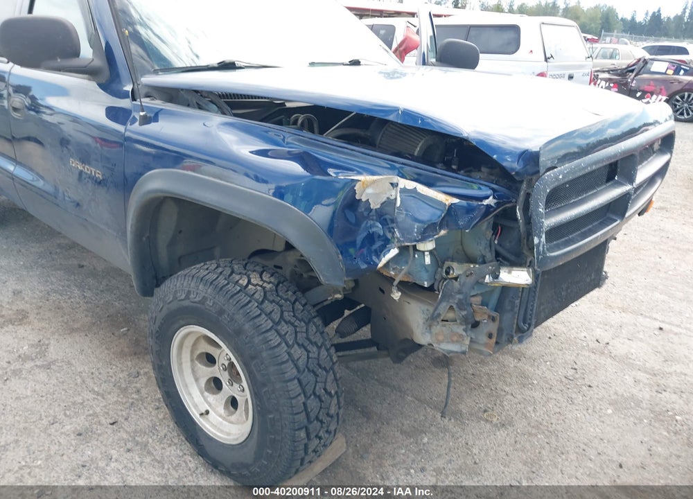 2000 DODGE DAKOTA SLT/SPORT VIN: 1B7GG2AN9YS703502
