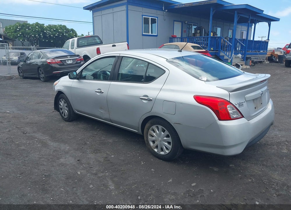 2018 NISSAN VERSA 1.6 SV VIN: 3N1CN7AP4JL824657