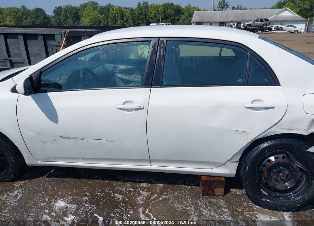 2011 TOYOTA COROLLA LE VIN: 2T1BU4EE3BC660616
