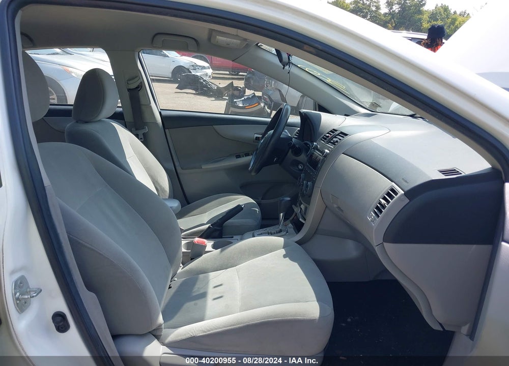 2011 TOYOTA COROLLA LE VIN: 2T1BU4EE3BC660616