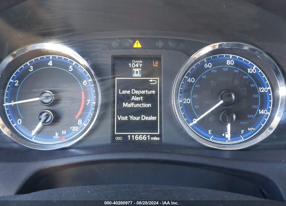2018 TOYOTA COROLLA SE VIN: 5YFBURHE6JP742346