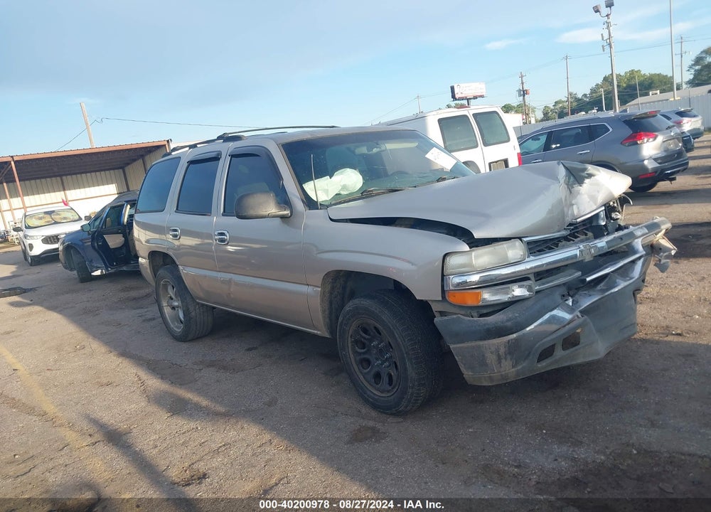 2001 CHEVROLET TAHOE LS VIN: 1GNEC13T01R121379