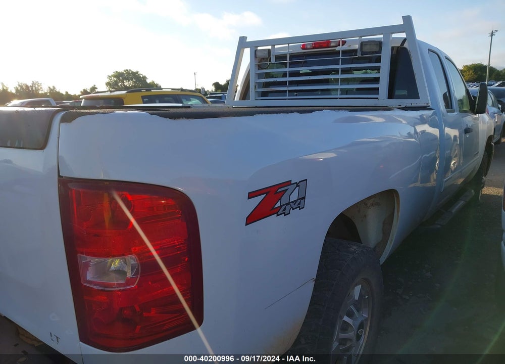 2011 CHEVROLET SILVERADO 2500HD LT VIN: 1GC2KXCG6BZ328106