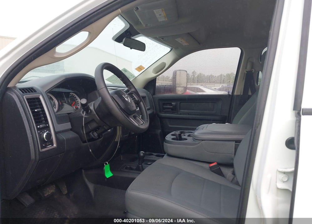2016 RAM 3500 TRADESMAN VIN: 3C63RRGL1GG313045
