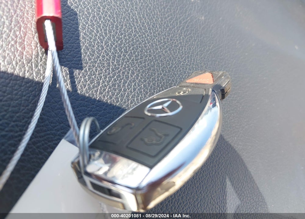 2017 MERCEDES-BENZ GLC 300 4MATIC VIN: WDC0G4KB8HF182535