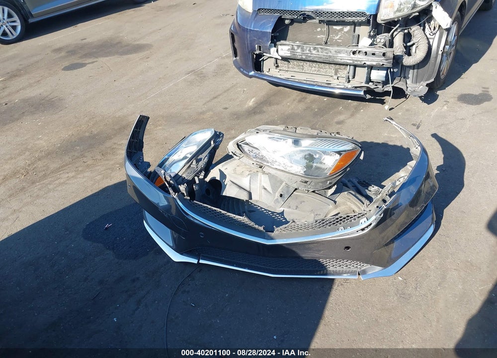 2015 MERCEDES-BENZ E 350 VIN: WDDHF5KBXFB112479