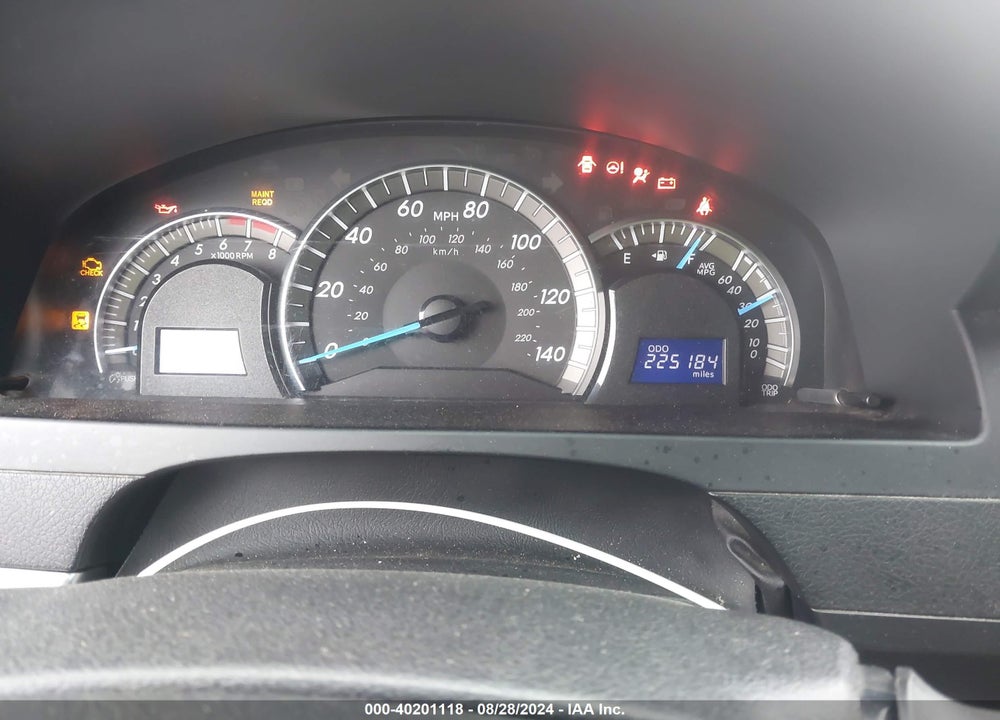2014 TOYOTA CAMRY SE VIN: 4T1BF1FK1EU400800