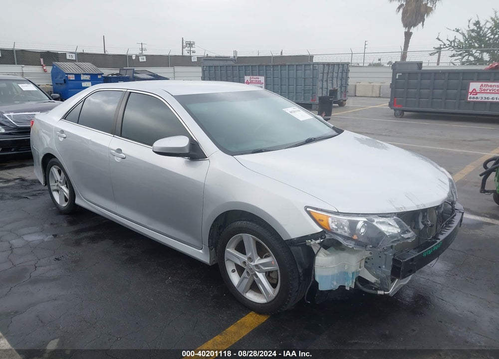 2014 TOYOTA CAMRY SE VIN: 4T1BF1FK1EU400800
