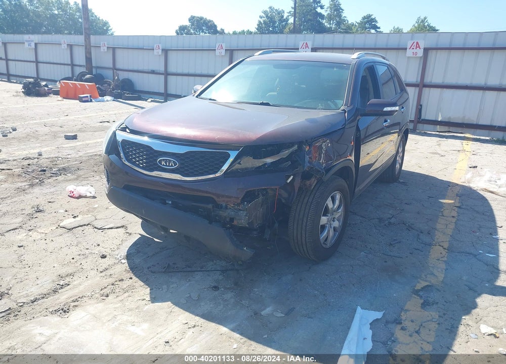 2013 KIA SORENTO LX VIN: 5XYKT3A69DG326125