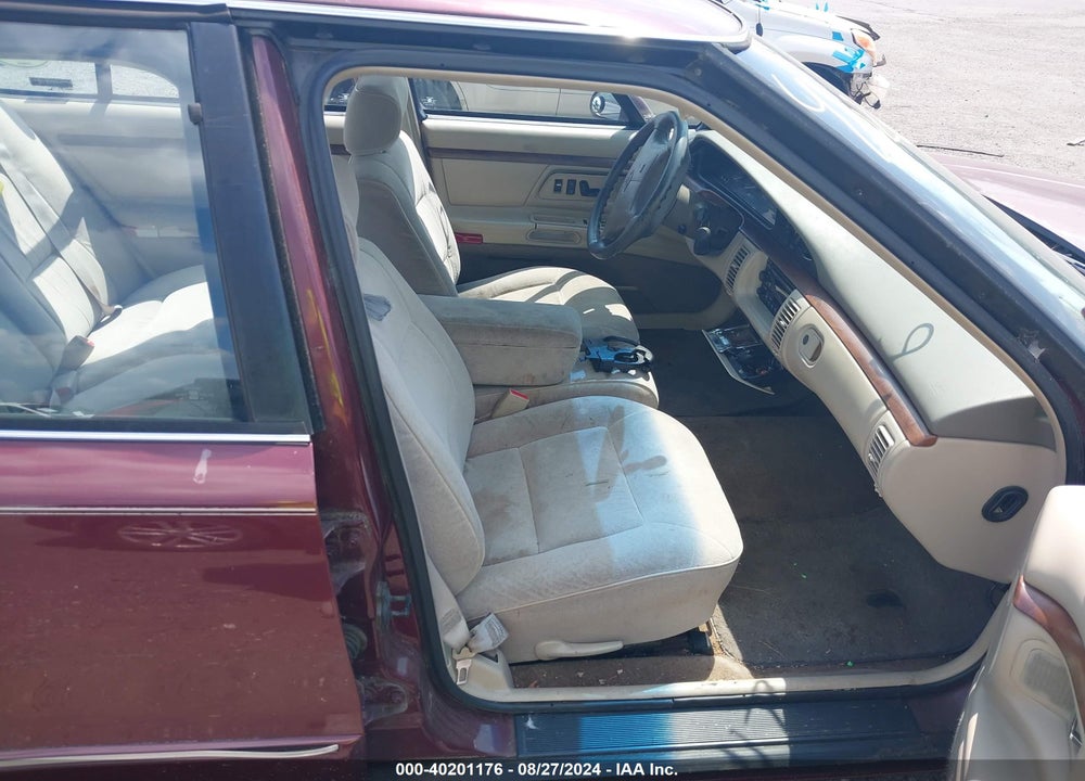 1999 OLDSMOBILE EIGHTY-EIGHT VIN: 1G3HN52K4X4820522