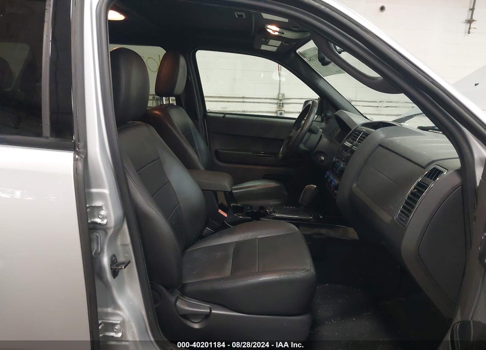 2011 FORD ESCAPE LIMITED VIN: 1FMCU9E75BKB48692