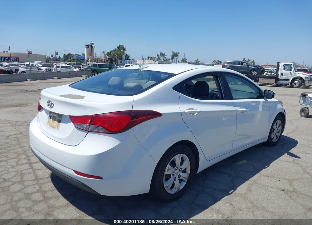 2016 HYUNDAI ELANTRA SE VIN: 5NPDH4AE4GH704940