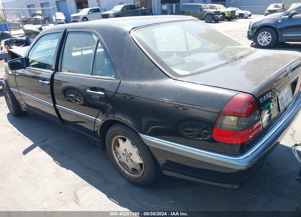 1998 MERCEDES-BENZ C 230 VIN: WDBHA23GXWA586034