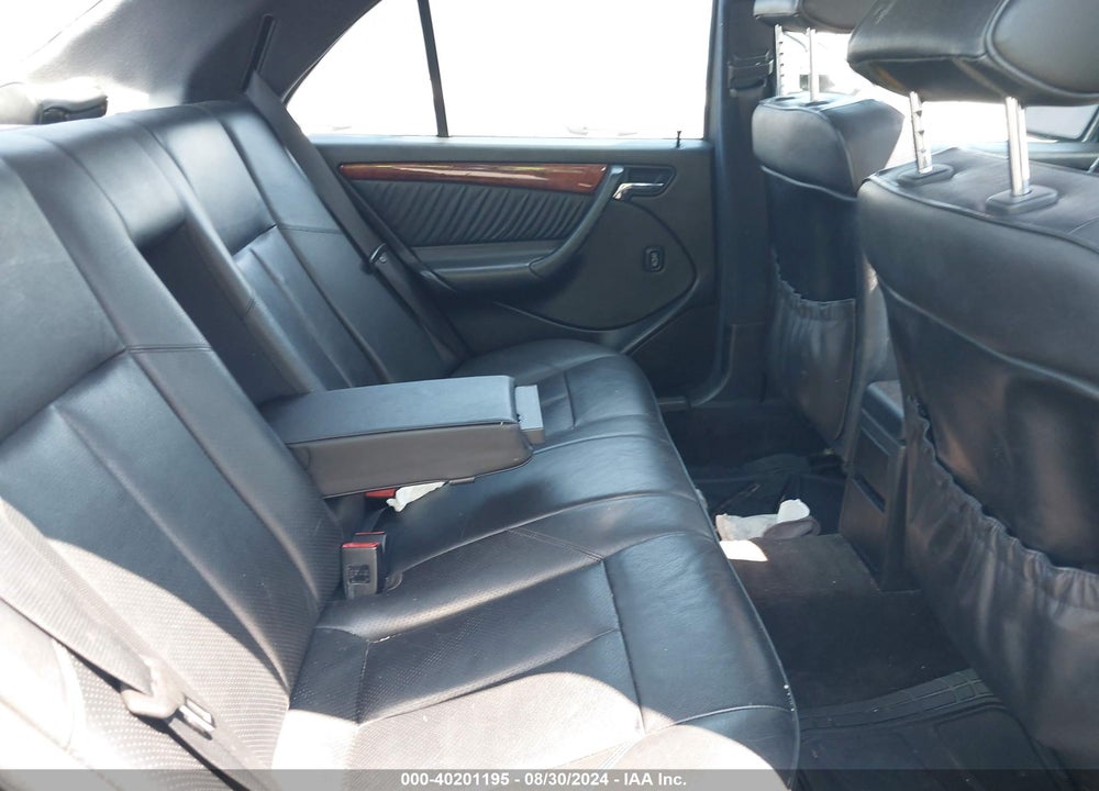 1998 MERCEDES-BENZ C 230 VIN: WDBHA23GXWA586034
