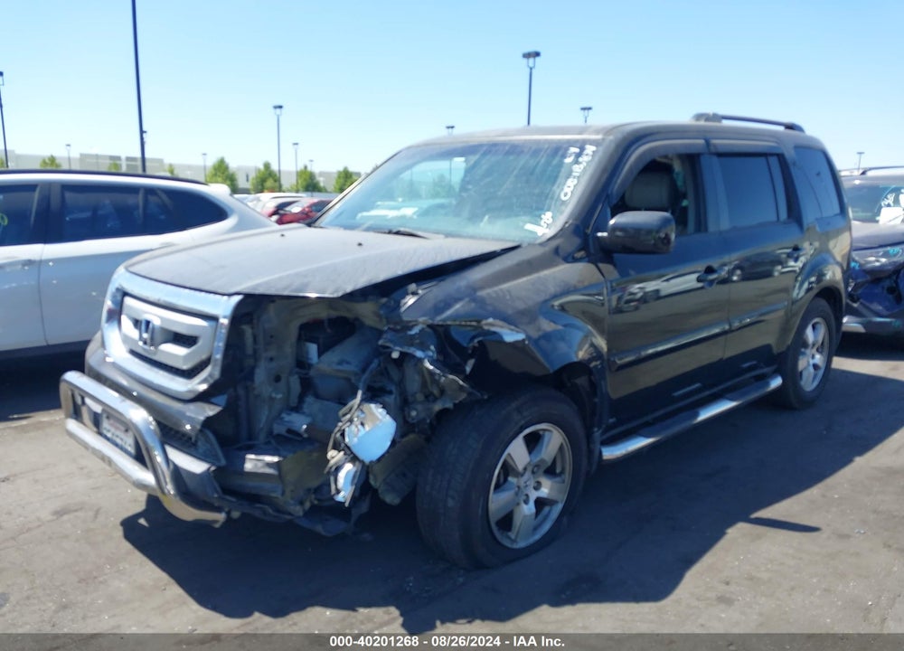 2011 HONDA PILOT EX-L VIN: 5FNYF3H52BB039924