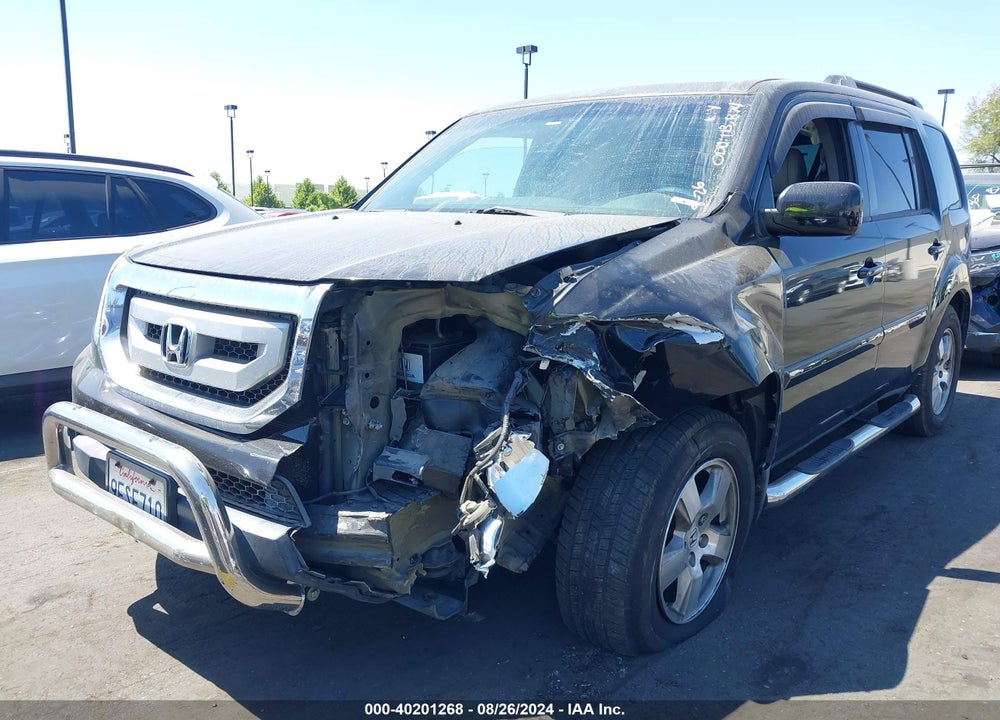 2011 HONDA PILOT EX-L VIN: 5FNYF3H52BB039924