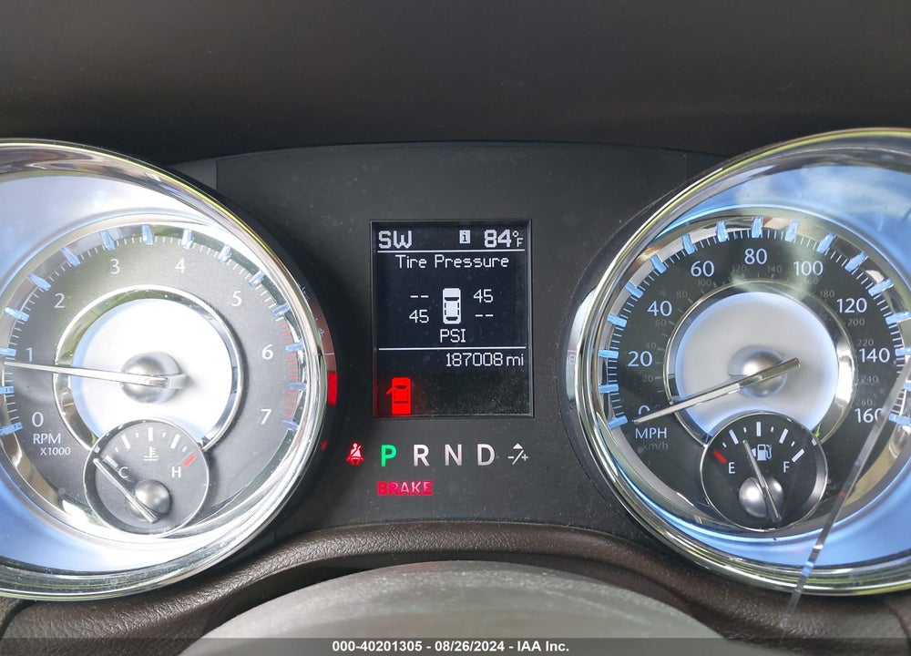 2011 CHRYSLER 300C VIN: 2C3CA6CT9BH561335