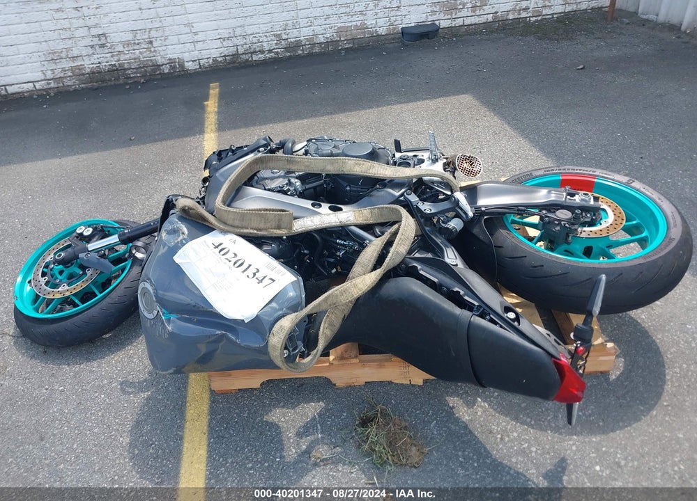 2022 YAMAHA MT09 VIN: JYARN71E2NA002812
