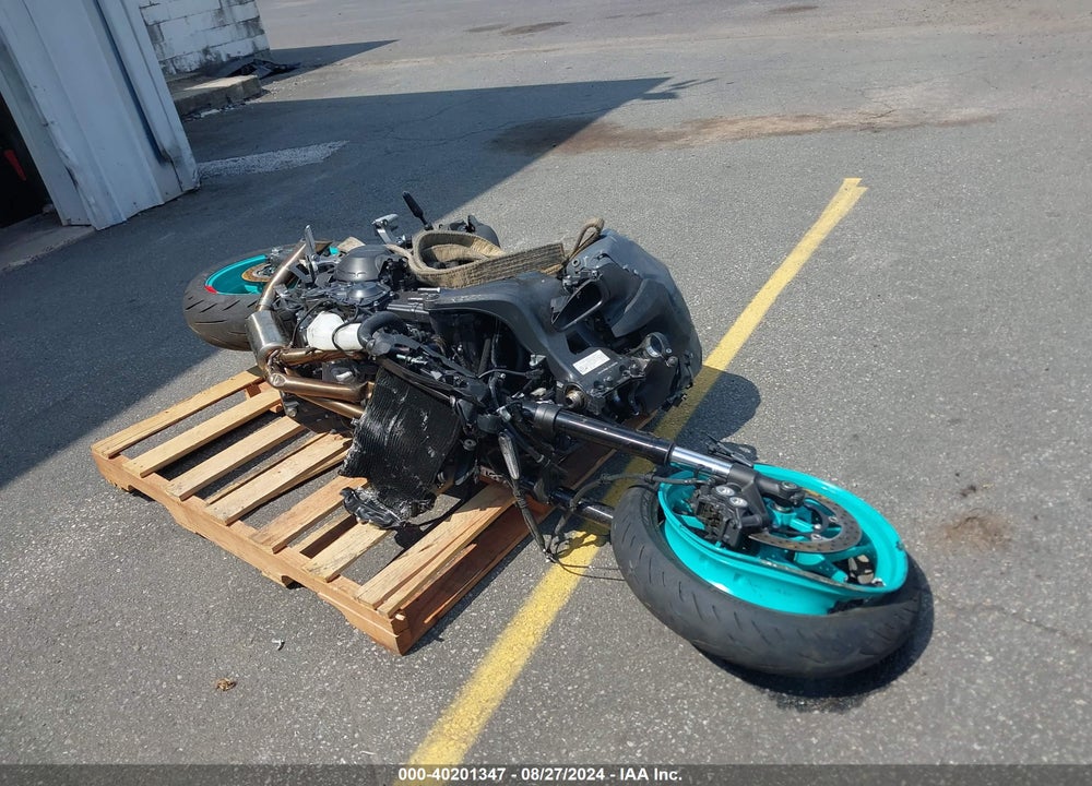 2022 YAMAHA MT09 VIN: JYARN71E2NA002812