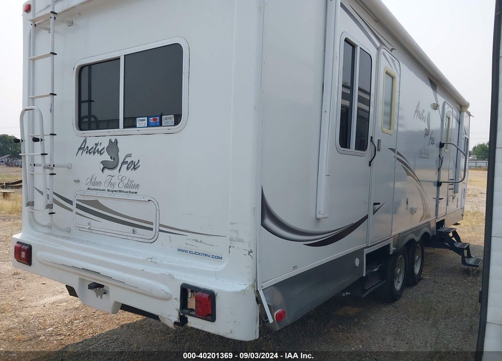 2010 NORTHWOOD ARCTIC FOX 29V VIN: 4N11V2926A0134942
