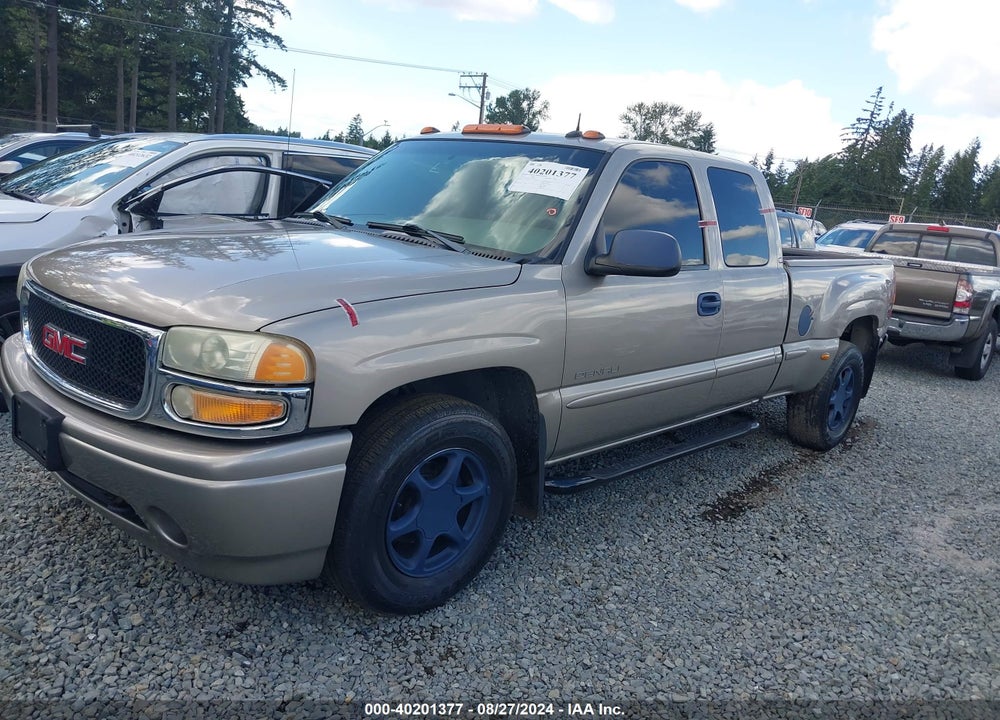 2002 GMC SIERRA 1500 DENALI VIN: 2GTFK69U121399232