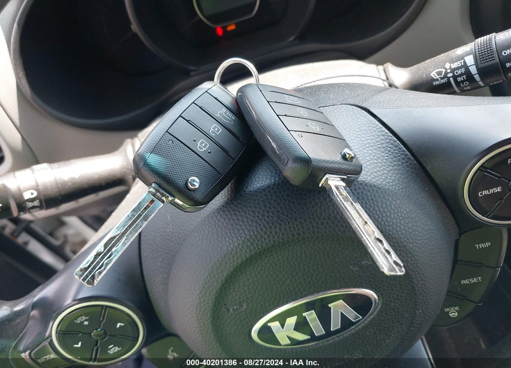 2016 KIA SOUL VIN: KNDJN2A27G7375788