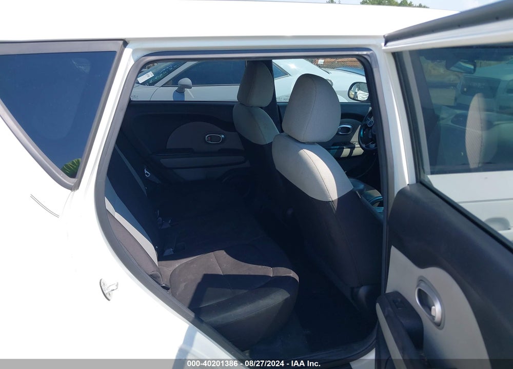2016 KIA SOUL VIN: KNDJN2A27G7375788