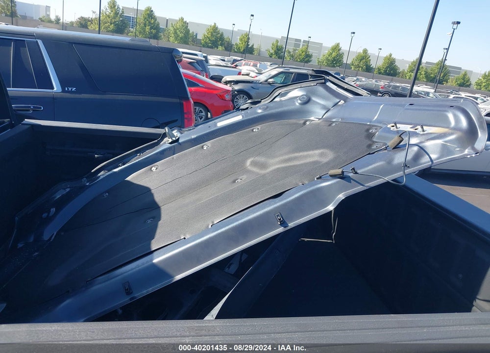 2019 RAM 1500 LIMITED 4X4 5'7 BOX VIN: 1C6SRFHTXKN626605
