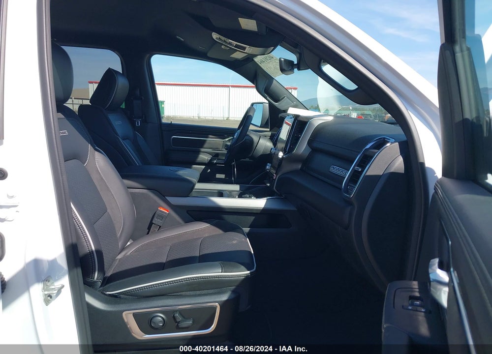 2025 RAM 1500 LAIE  4X4 5'7 BOX VIN: 1C6SRFJP7SN562889