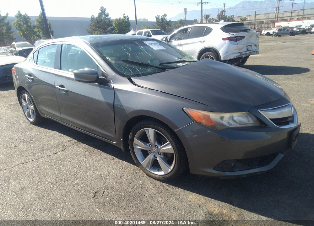 2013 ACURA ILX 2.0L VIN: 19VDE1F52DE009414
