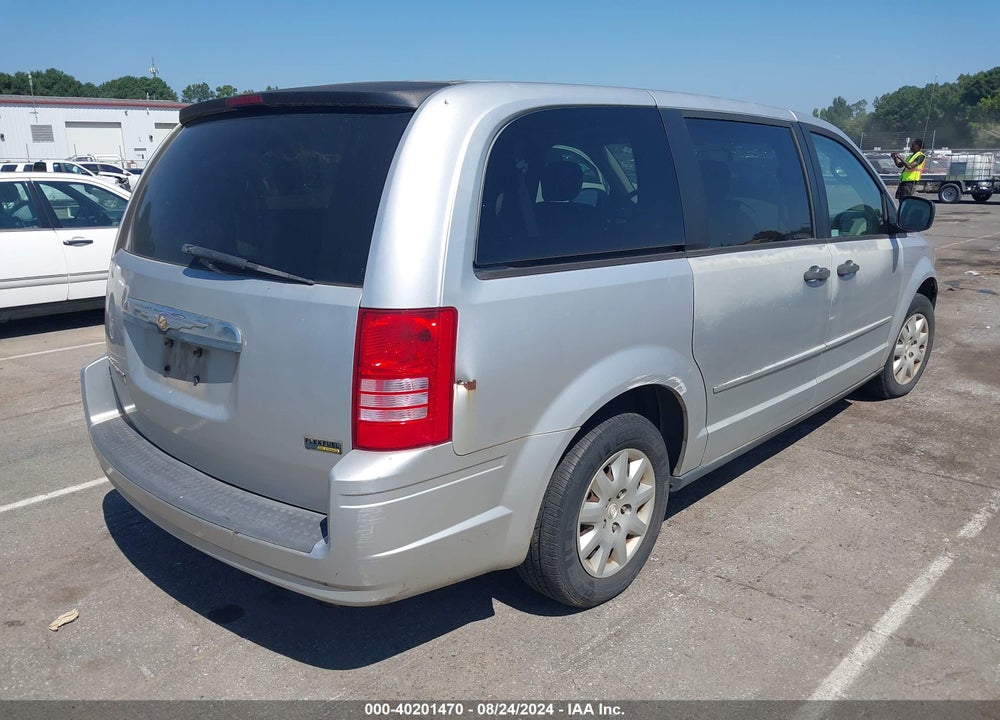 2008 CHRYSLER TOWN & COUNTRY LX VIN: 2A8HR44H68R665639