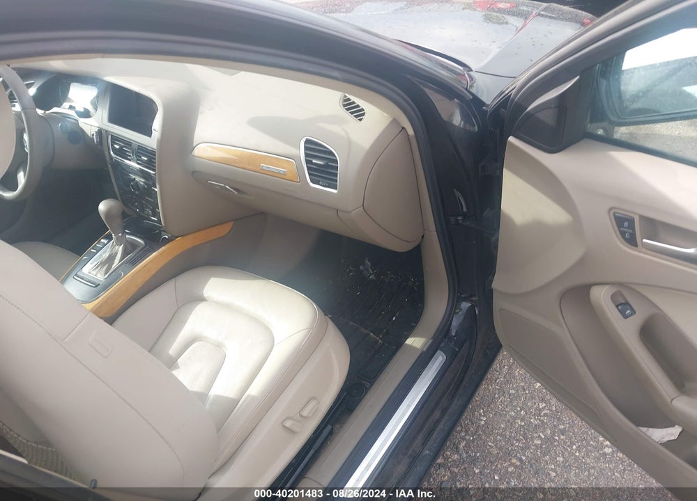 2010 AUDI A4 2.0T PREMIUM VIN: WAUBFAFL8AN002661