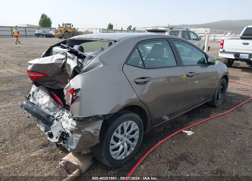2018 TOYOTA COROLLA LE VIN: 2T1BURHE5JC018180