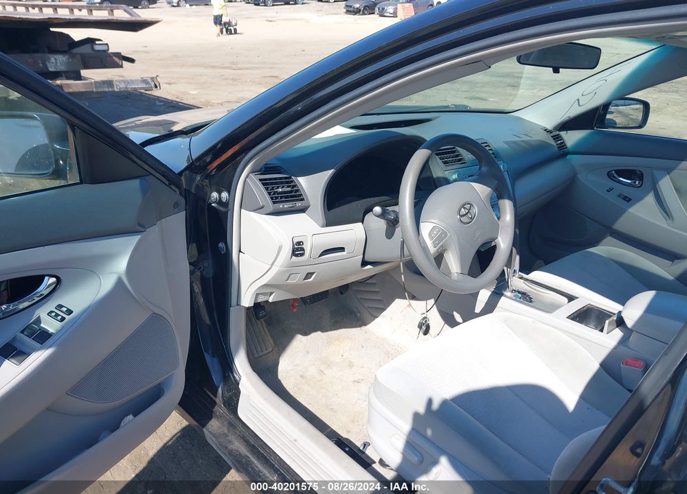 2011 TOYOTA CAMRY LE VIN: 4T1BF3EKXBU192635