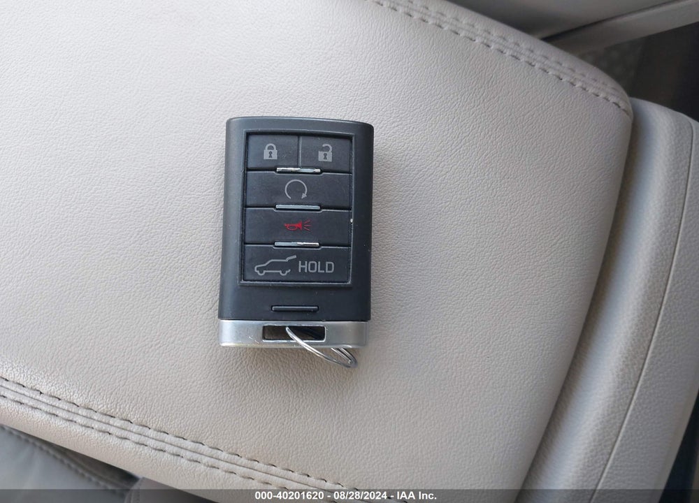 2011 CADILLAC SRX PERFORMANCE COLLECTION VIN: 3GYFNEEY6BS547528