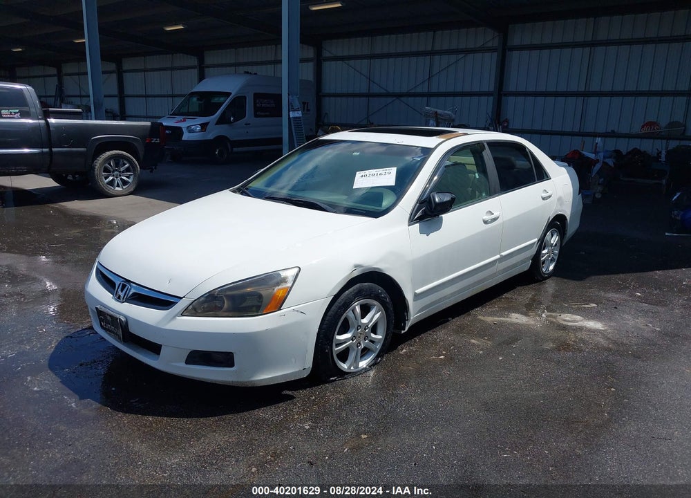 2007 HONDA ACCORD 2.4 EX VIN: 1HGCM56817A132671