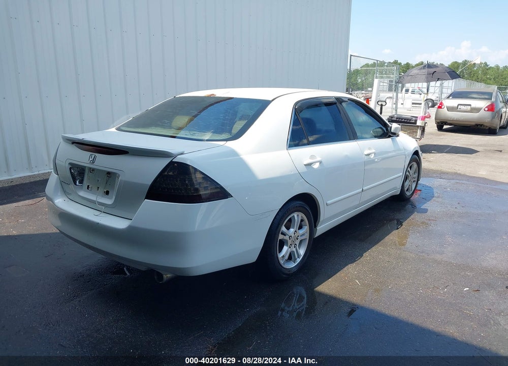 2007 HONDA ACCORD 2.4 EX VIN: 1HGCM56817A132671