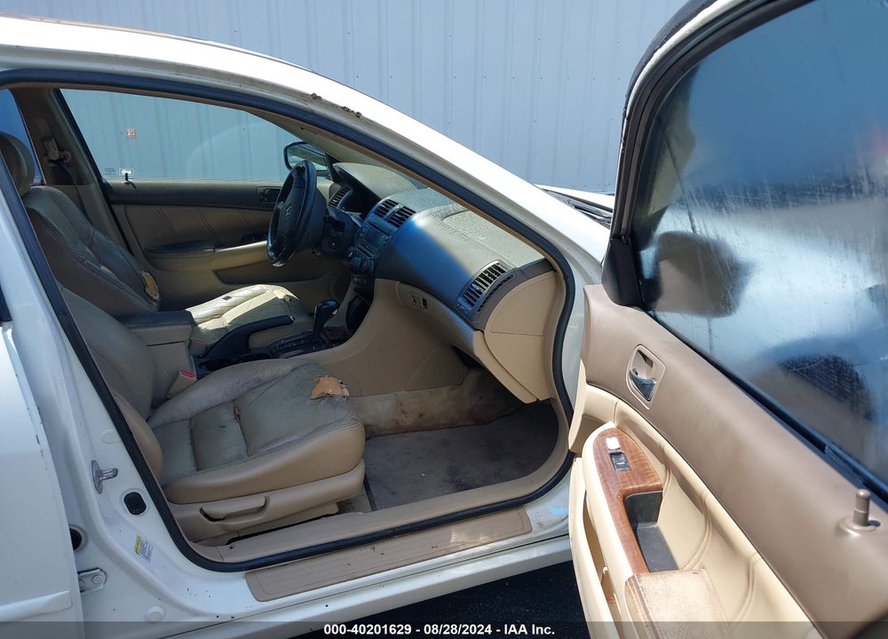 2007 HONDA ACCORD 2.4 EX VIN: 1HGCM56817A132671