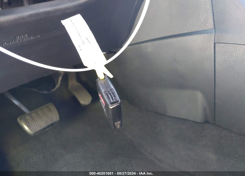 2017 TOYOTA COROLLA SE VIN: 5YFBURHEXHP594146