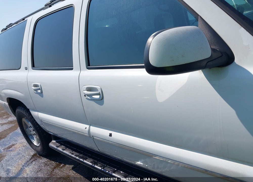 2003 CHEVROLET SUBURBAN 1500 LT VIN: 3GNFK16Z13G281815