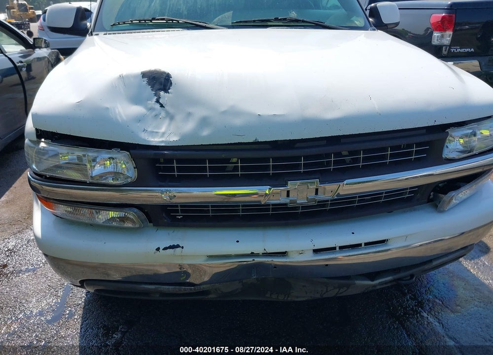 2003 CHEVROLET SUBURBAN 1500 LT VIN: 3GNFK16Z13G281815