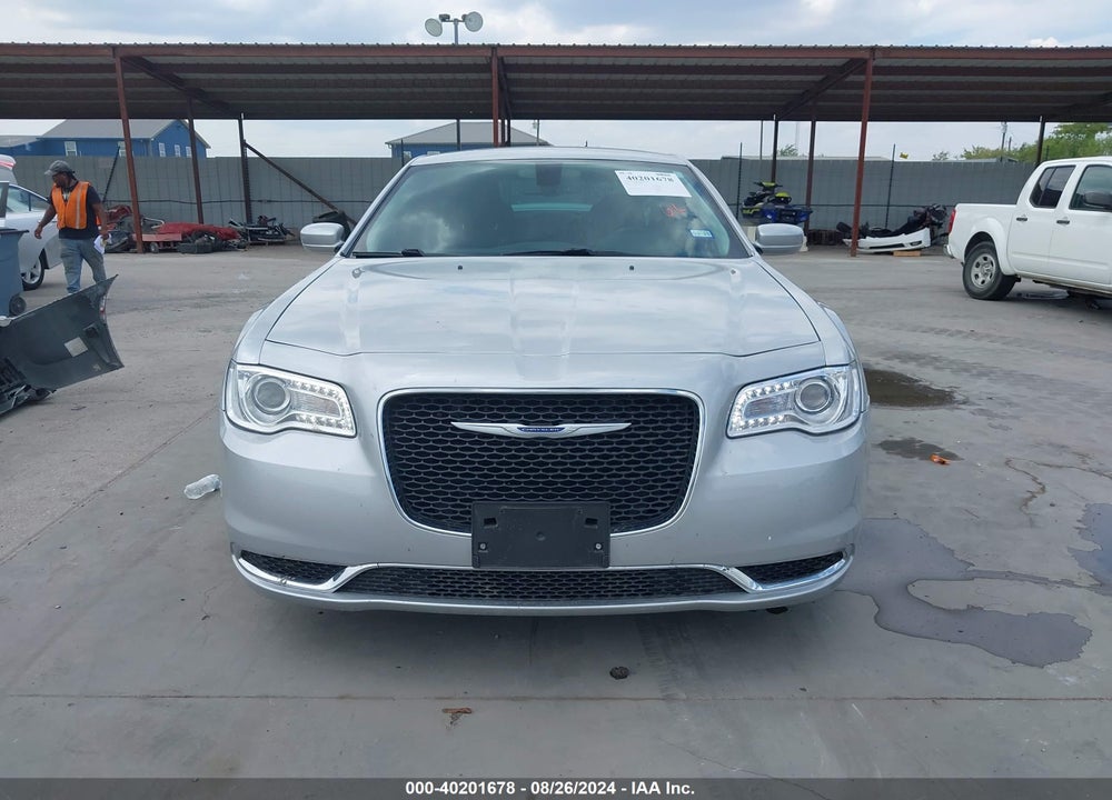 2020 CHRYSLER 300 TOURING VIN: 2C3CCAAG2LH150816
