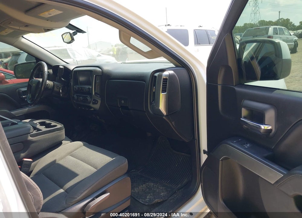 2018 CHEVROLET SILVERADO 1500 LT VIN: 1GCRCREC3JZ302787
