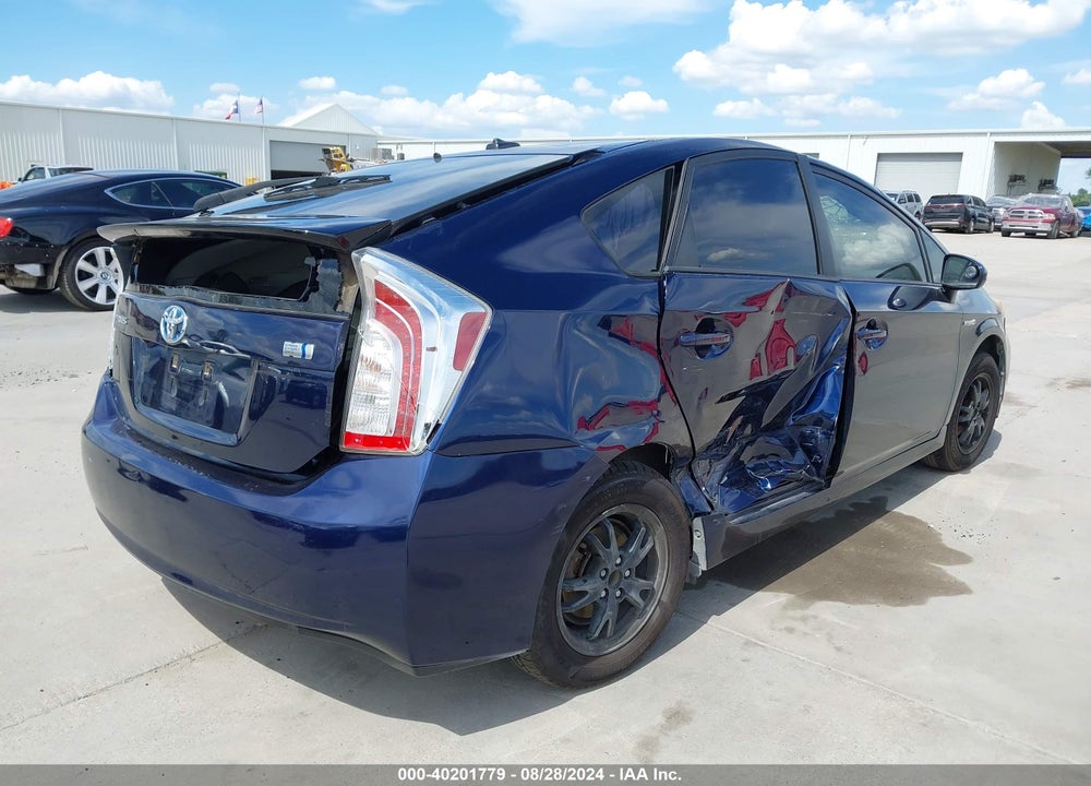 2013 TOYOTA PRIUS THREE VIN: JTDKN3DU5D1657532