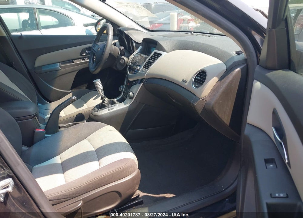 2015 CHEVROLET CRUZE LS MANUAL VIN: 1G1PB5SG3F7229832