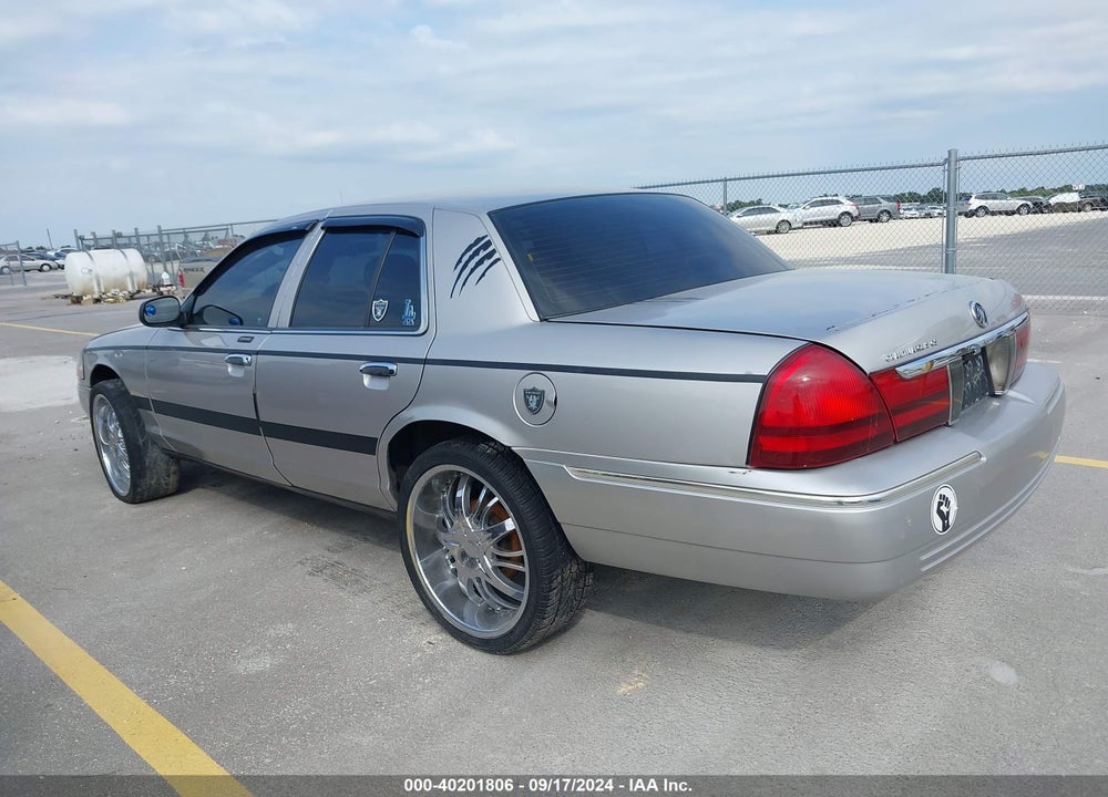 2004 MERCURY GRAND MARQUIS GS VIN: 2MEFM74W24X645230