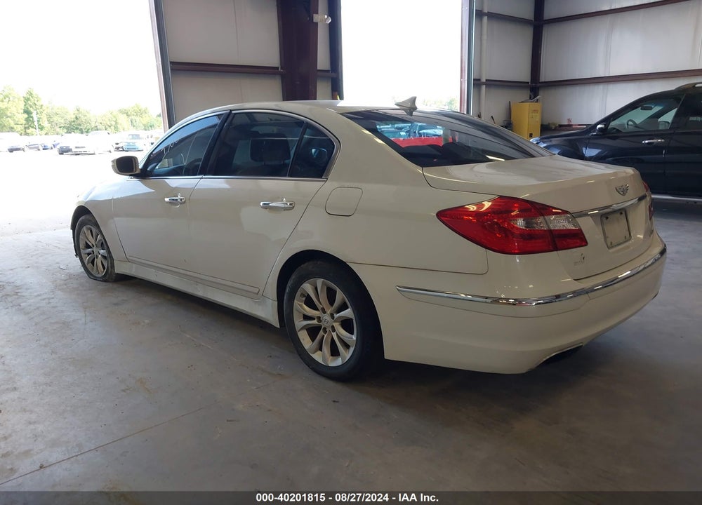 2013 HYUNDAI GENESIS 3.8 VIN: KMHGC4DD0DU236183