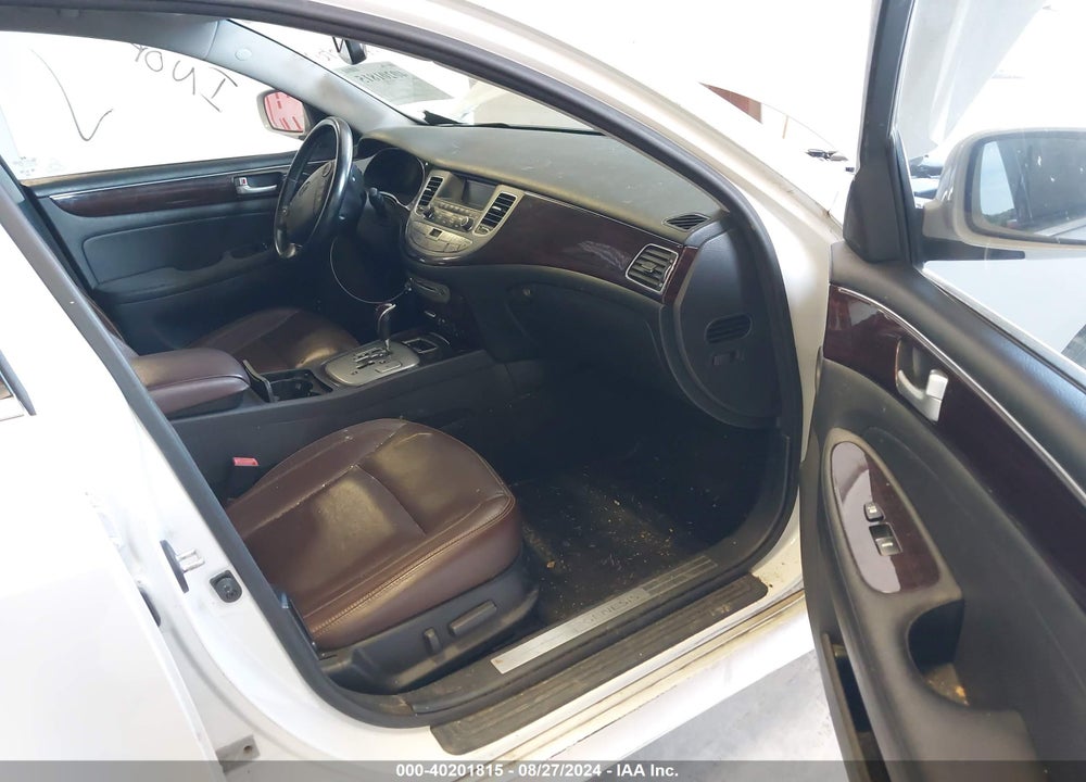 2013 HYUNDAI GENESIS 3.8 VIN: KMHGC4DD0DU236183