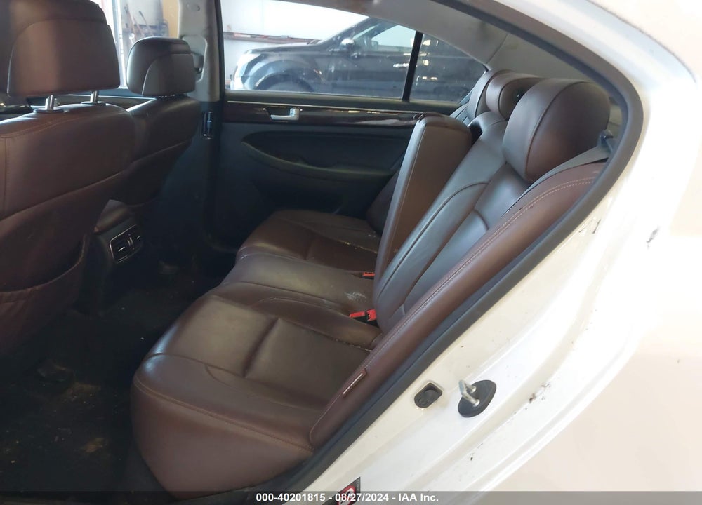 2013 HYUNDAI GENESIS 3.8 VIN: KMHGC4DD0DU236183
