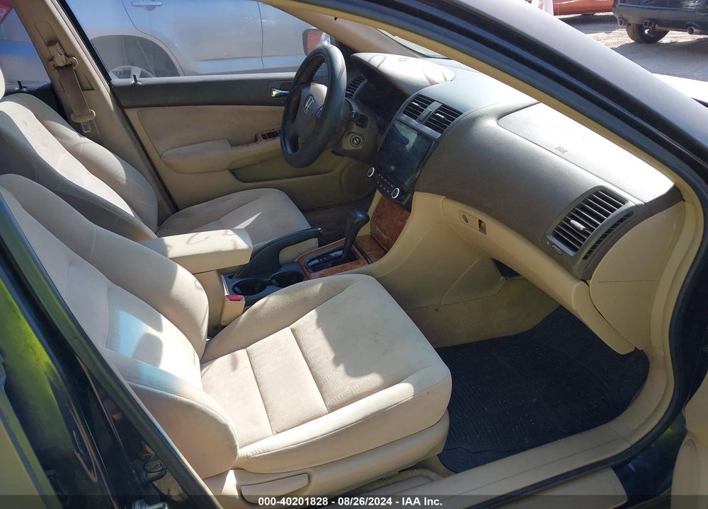 2003 HONDA ACCORD 2.4 EX VIN: JHMCM56623C056291